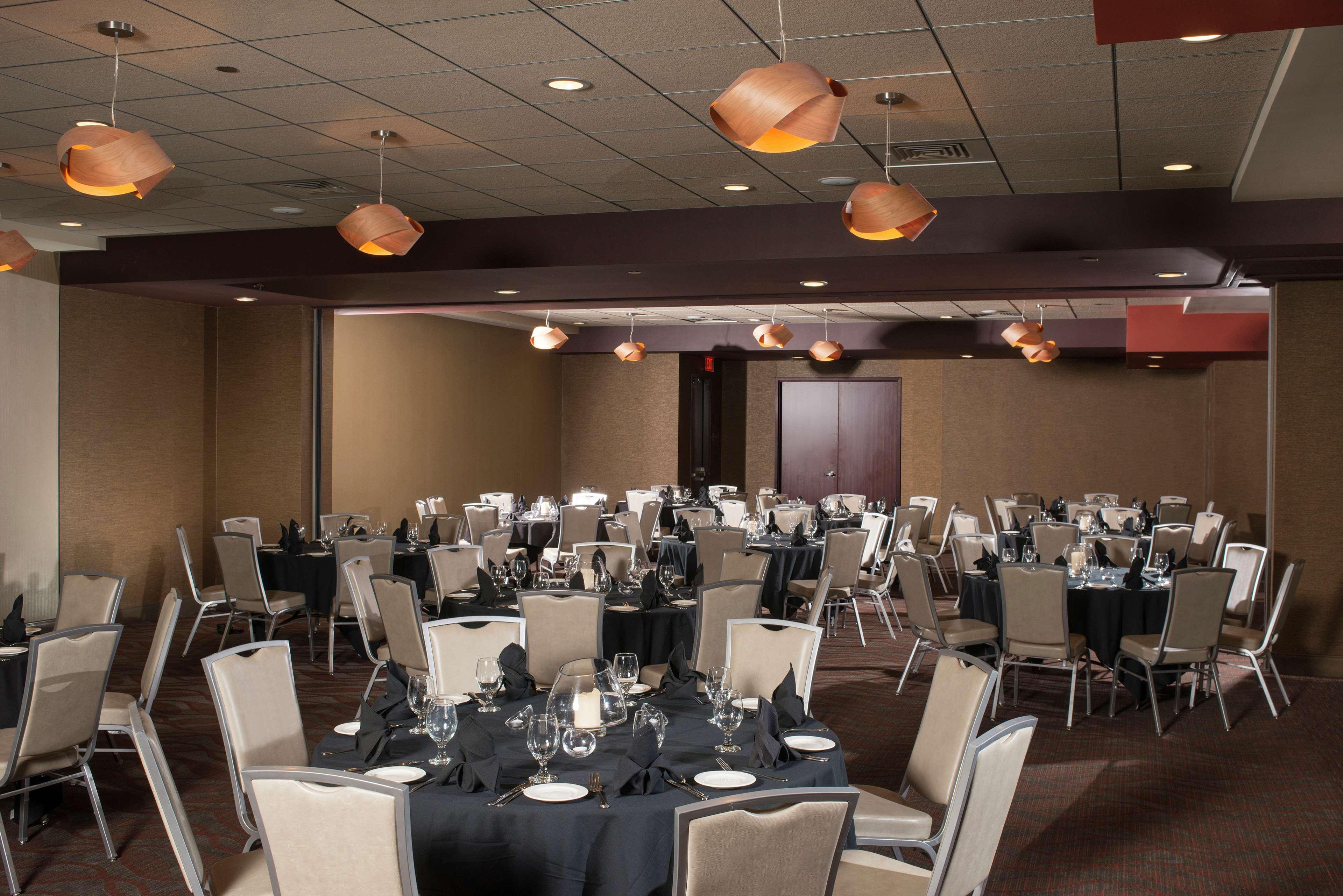 The Broadway Columbia - A Doubletree By Hilton Hotel Extérieur photo