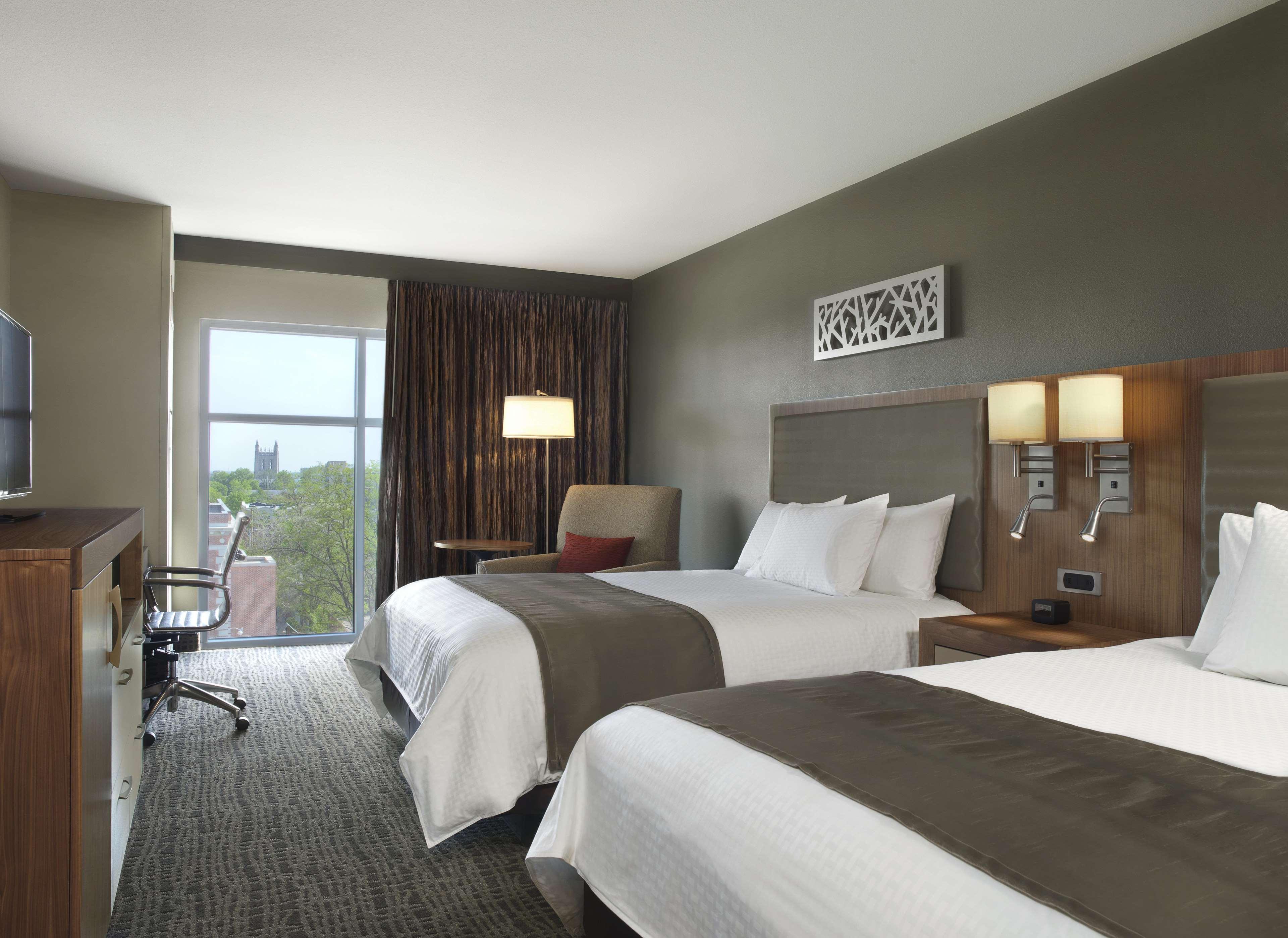 The Broadway Columbia - A Doubletree By Hilton Hotel Extérieur photo