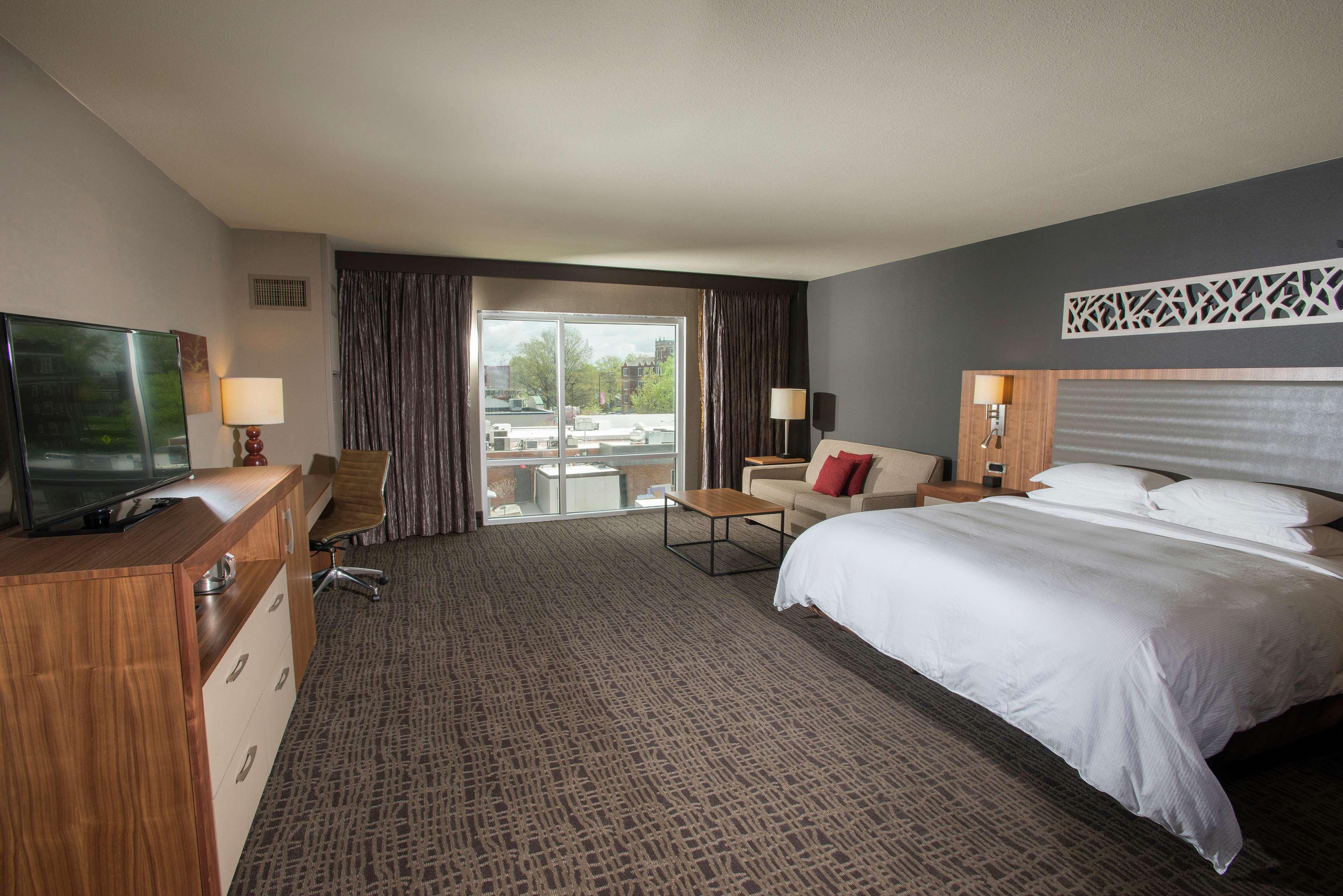 The Broadway Columbia - A Doubletree By Hilton Hotel Extérieur photo