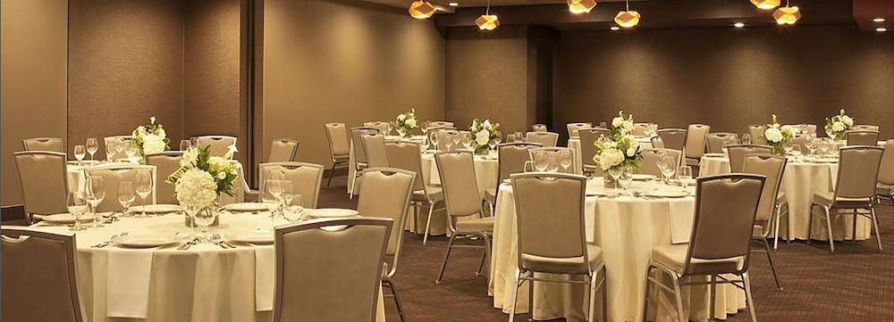 The Broadway Columbia - A Doubletree By Hilton Hotel Extérieur photo