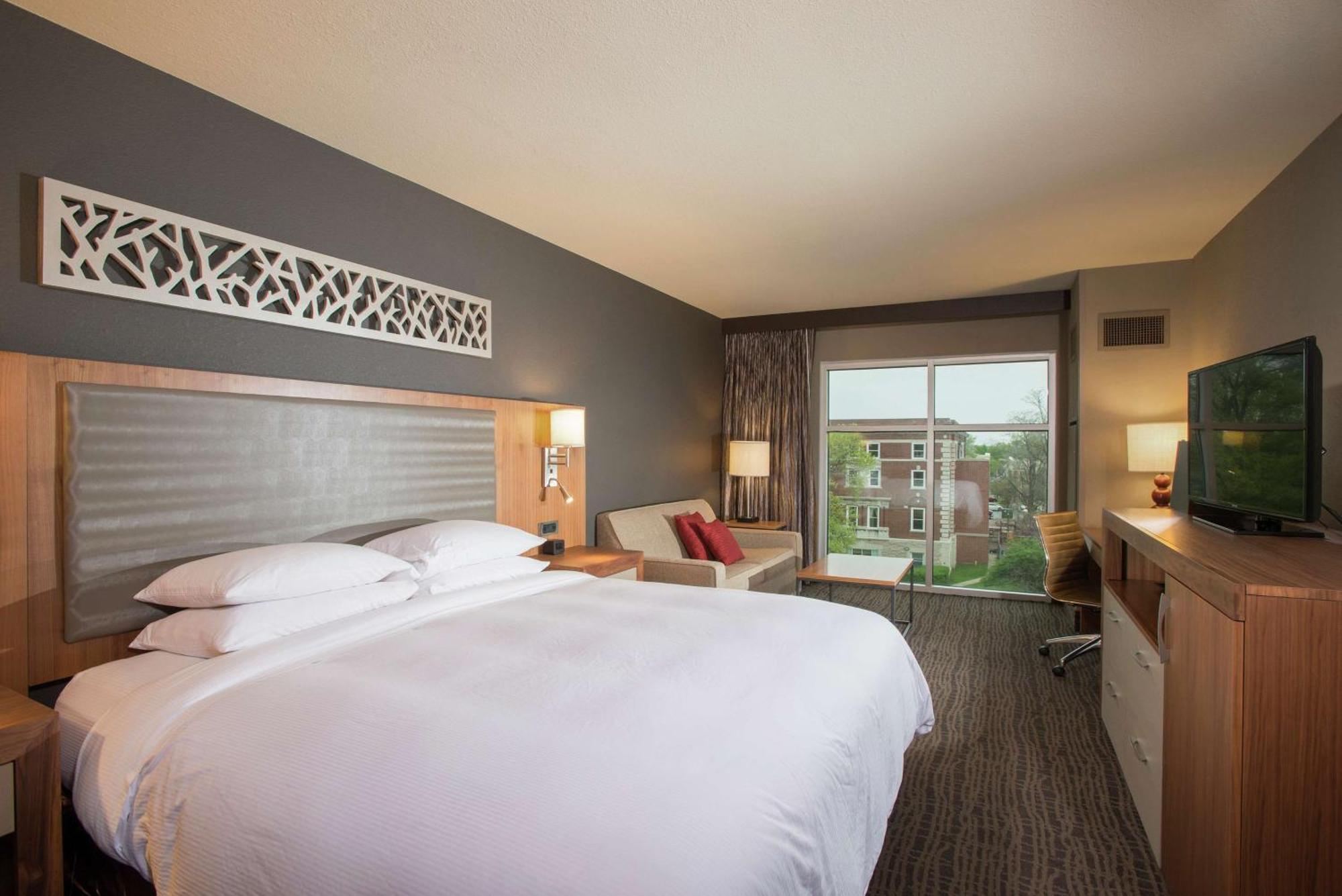 The Broadway Columbia - A Doubletree By Hilton Hotel Extérieur photo