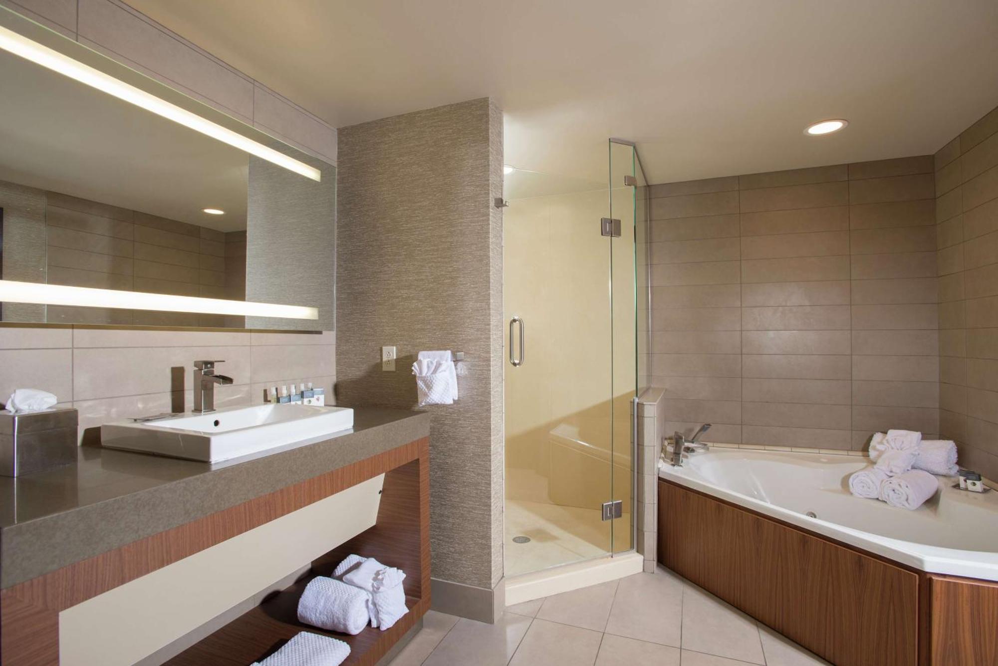 The Broadway Columbia - A Doubletree By Hilton Hotel Extérieur photo